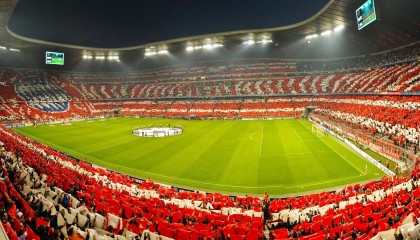 开云官网-英超争冠焦点战，尼斯战术如何压制智利式足球风暴？