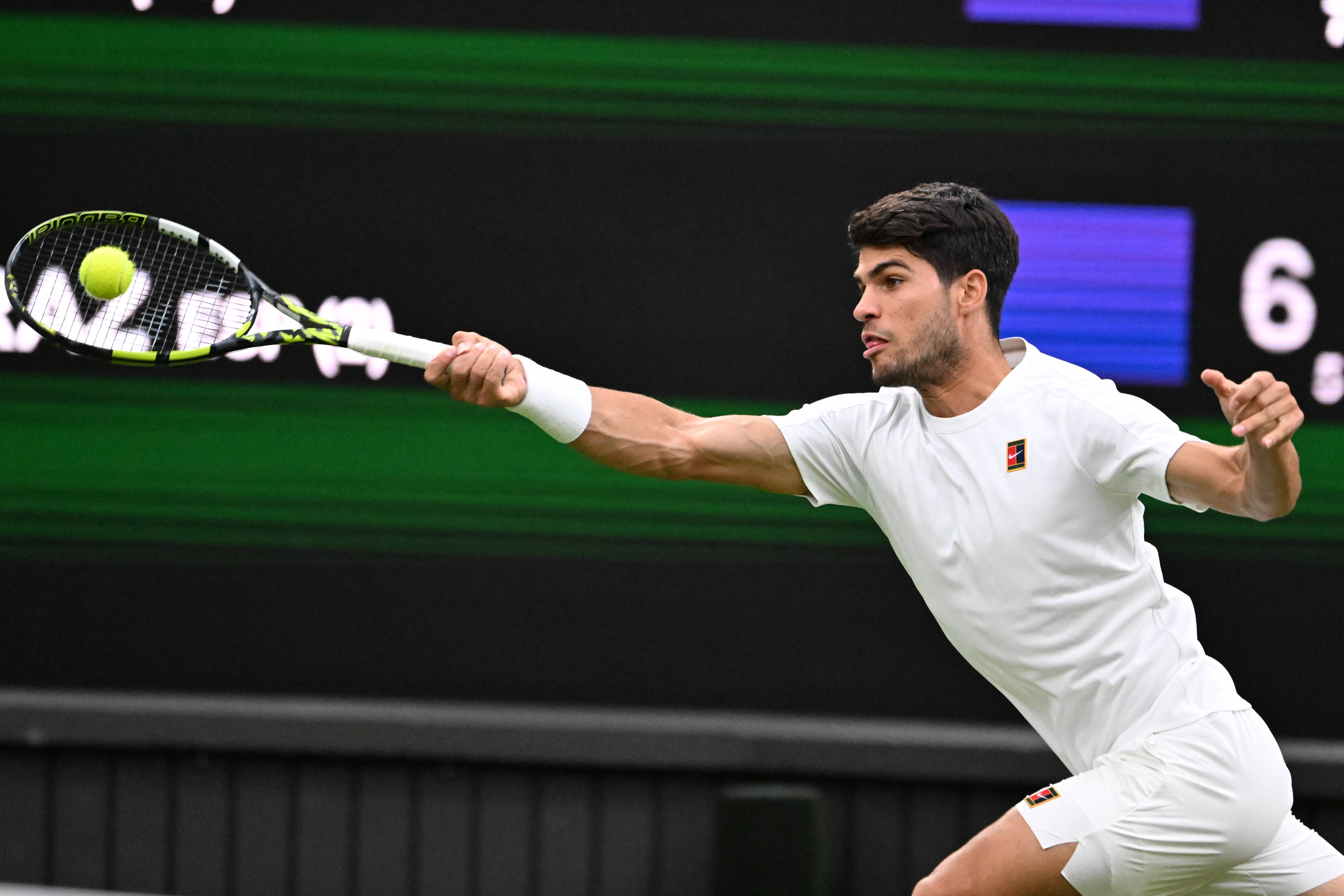 ATP总决赛逆转温网，阿尔卡拉斯高光表现